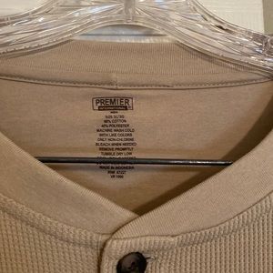 Mens X-Large casual shirt like new tan